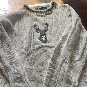 Shenandoah Vintage Woman's Sweater - Deer/Buck